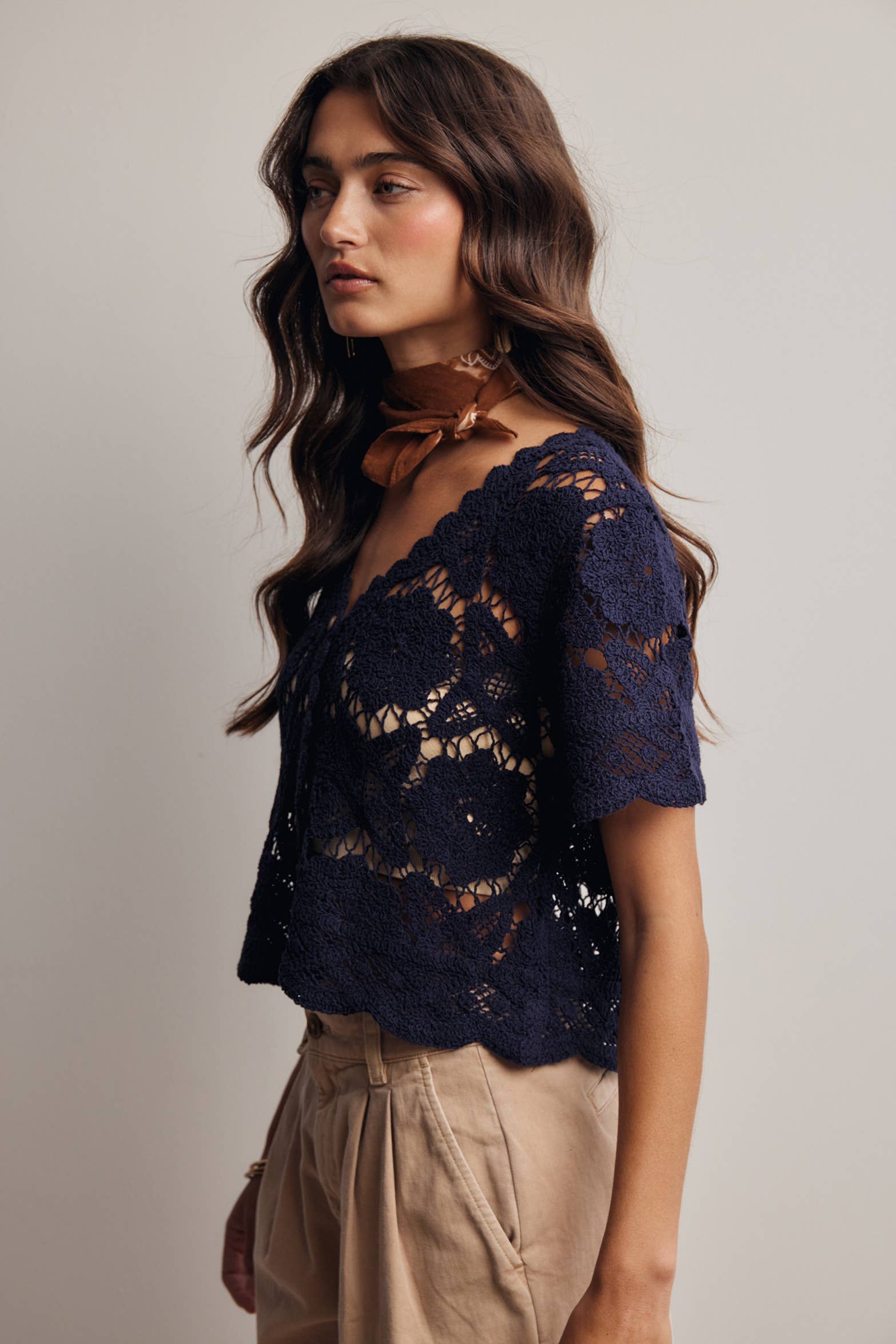 Fait Crochet Lace Short Sleeve Top