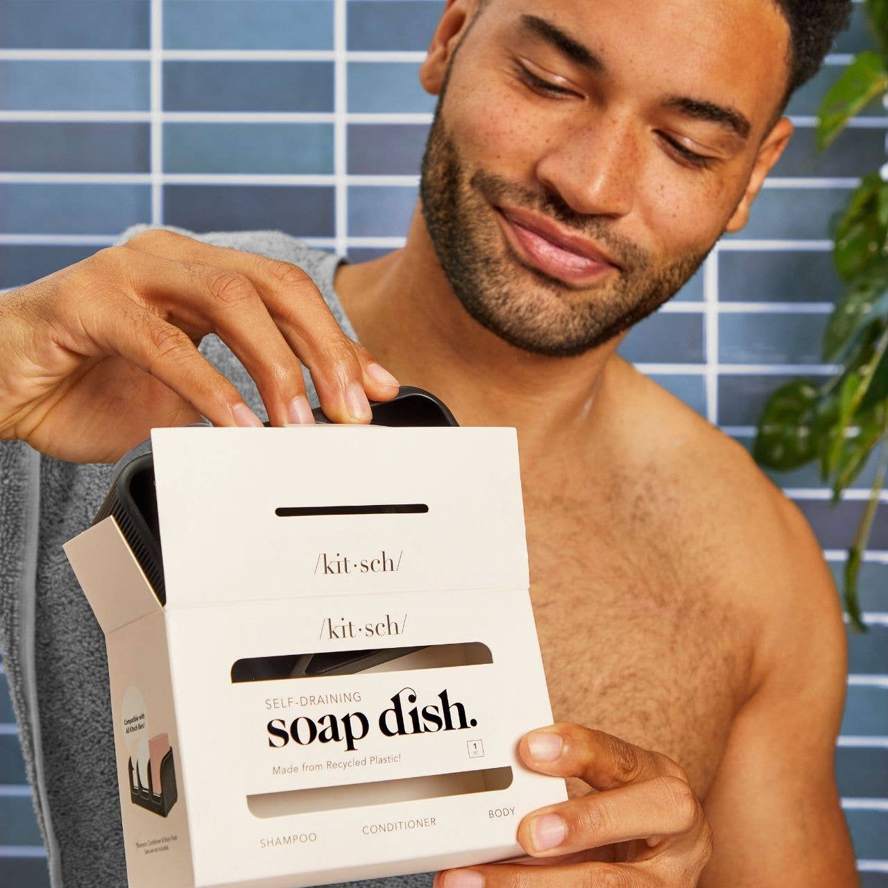 KITSCH Self-Draining Soap Dish - Black