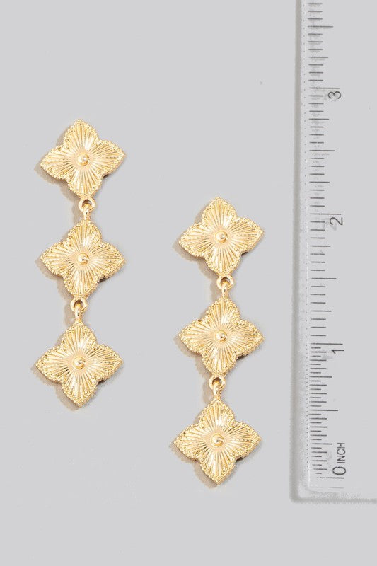 Ripp Dangle Clover Earrings