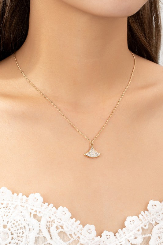 Hicks Fan Pendant Necklace