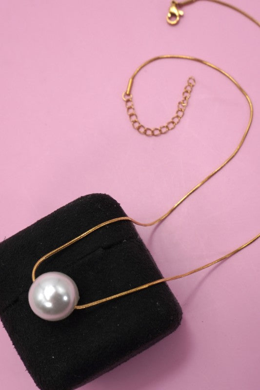 Arturo Pearl Necklace