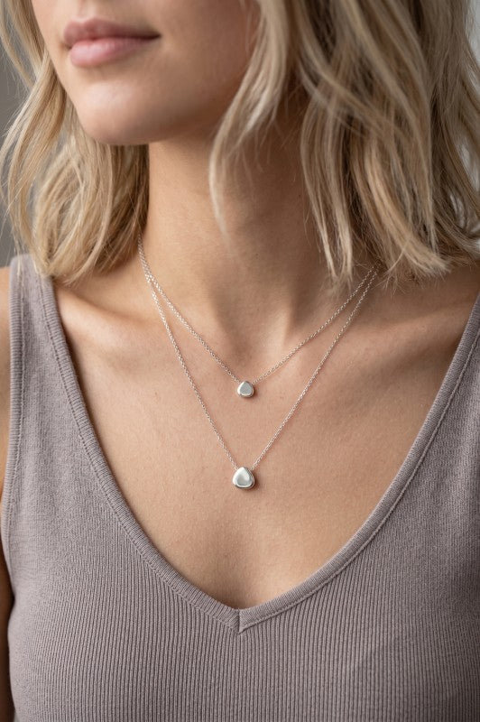 Binnie Pebble Pendant Layer Necklace (2 Colors!)