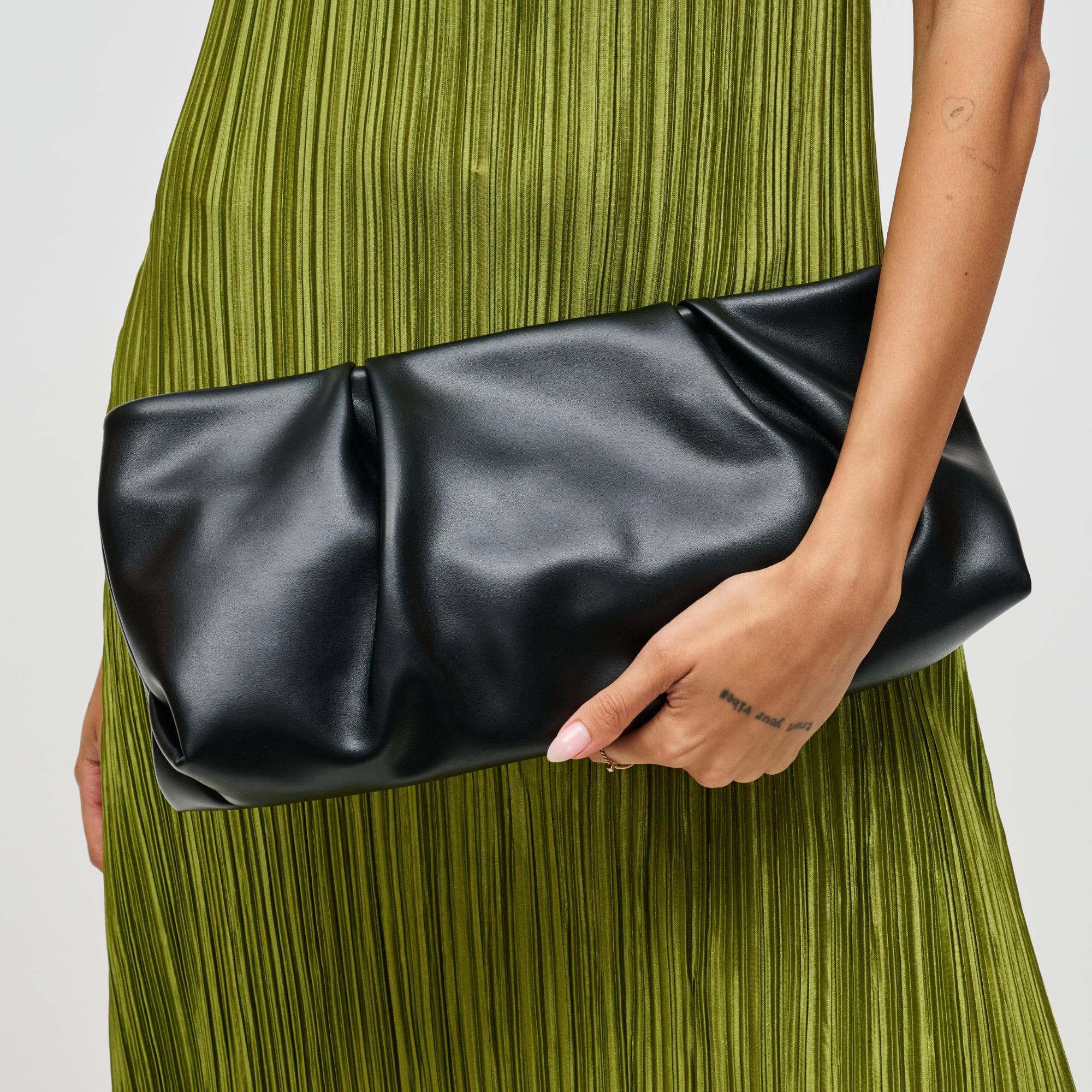 Franny Clutch (2 Colors!) PREORDER