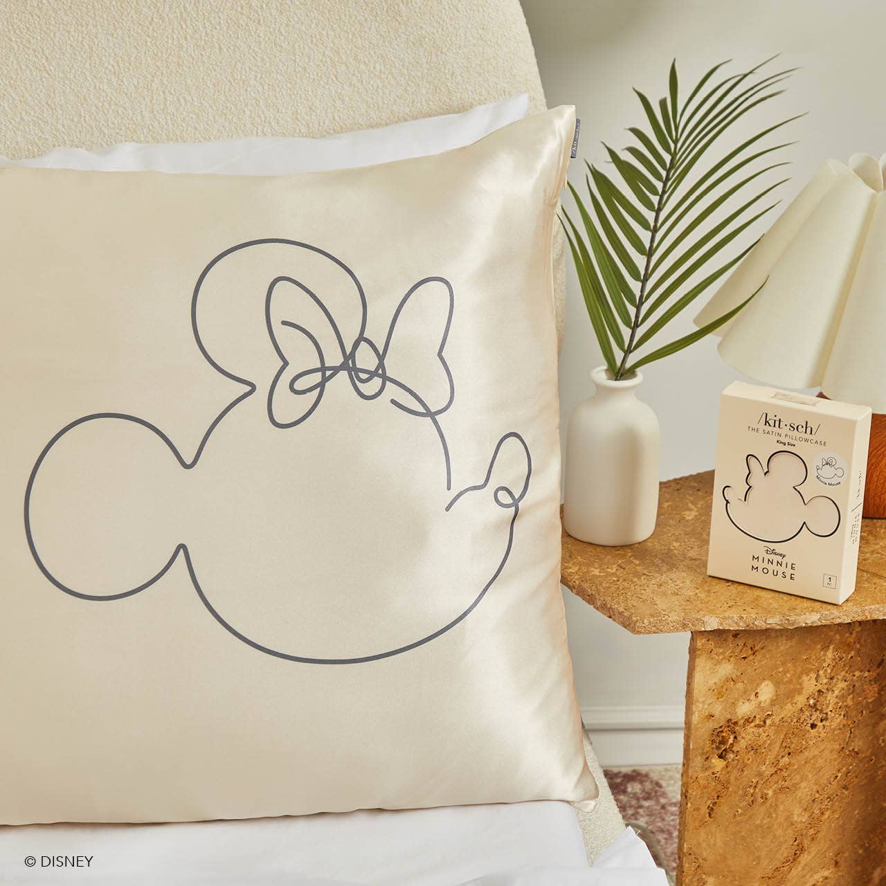 KITSCH & Mickey and Minnie Satin Pillowcase Mrs.Mouse-Cream