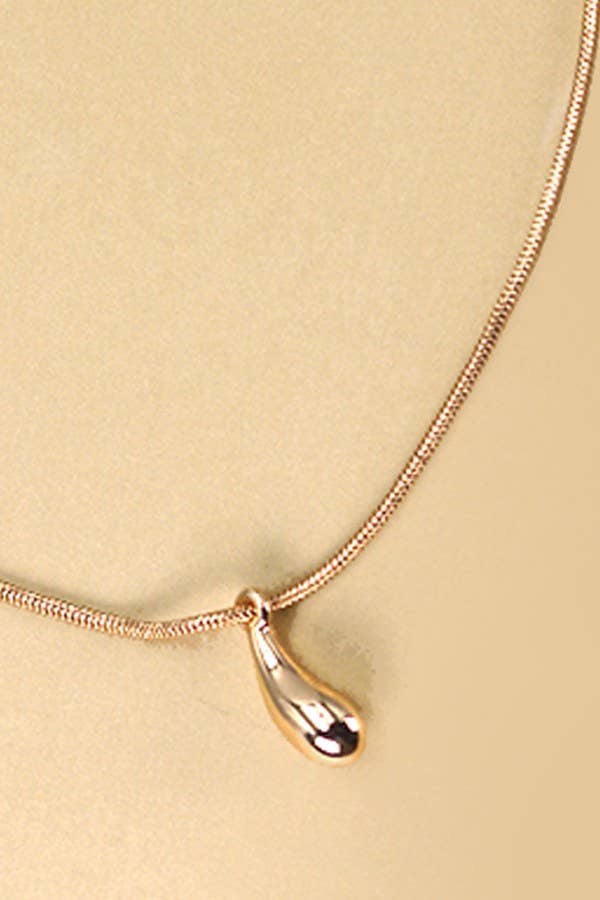 Jella Teardrop Necklace