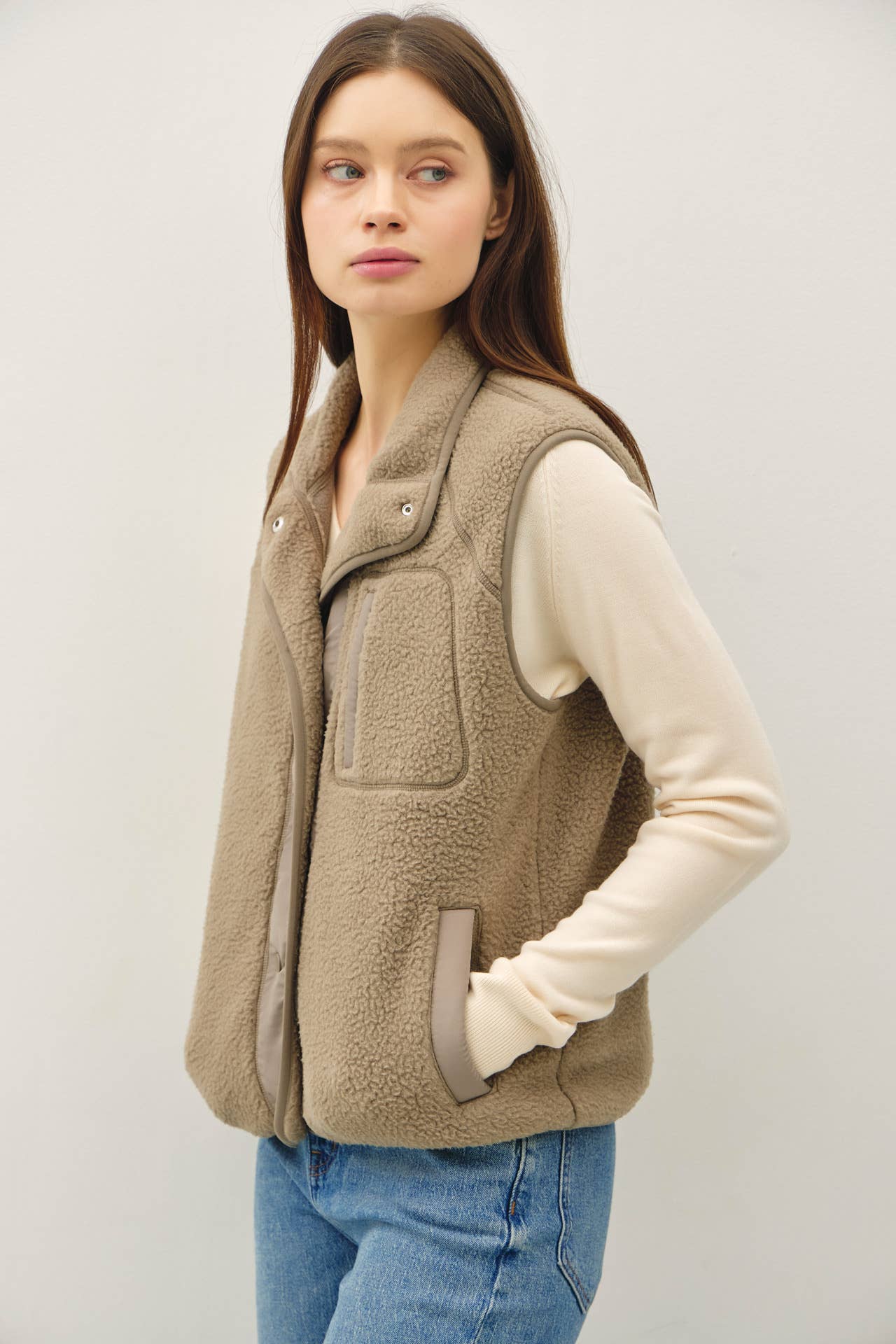 Trey Sherpa Vest