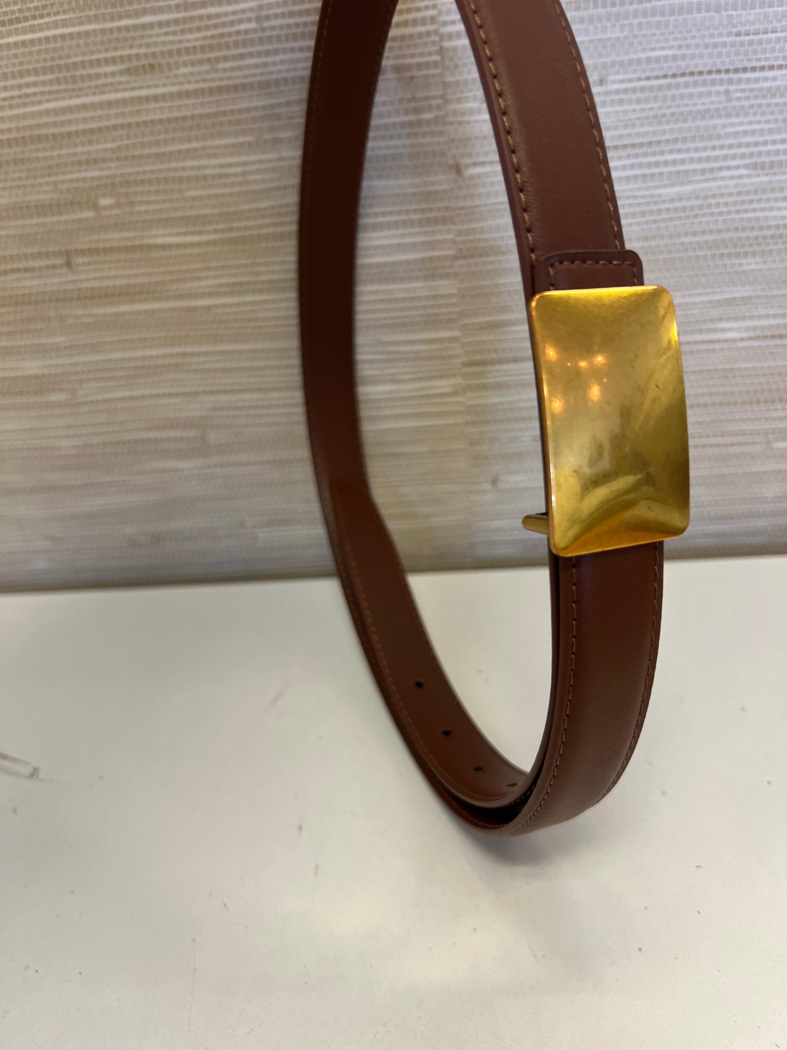 Via Brushed Rectangle Buckle Belt