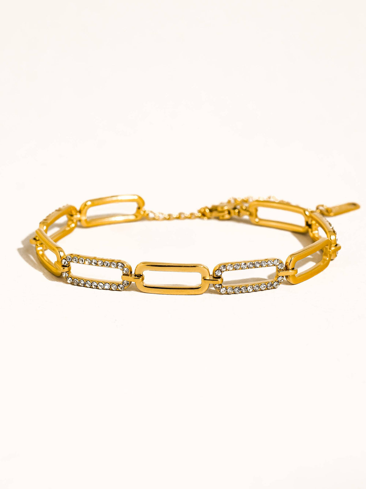 Flânerie by MAIQ Évasion 18K Gold Non-Tarnish Glam Rhinestone Chain Bracelet