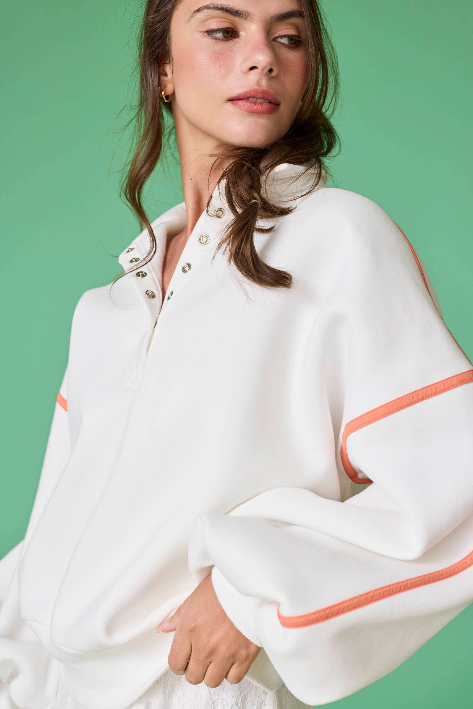 Alexa Contrast Piping Pullover