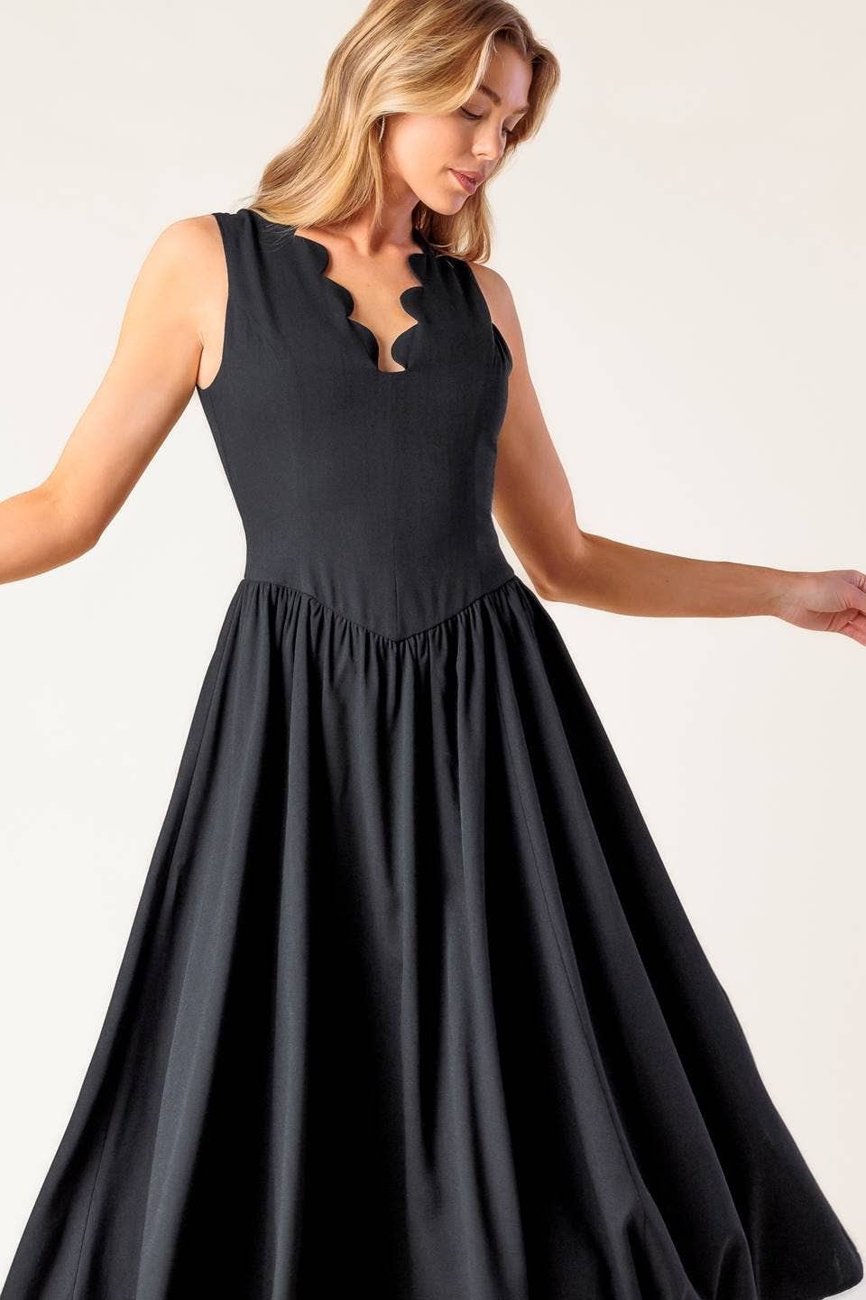 Sulley Scallop Dress