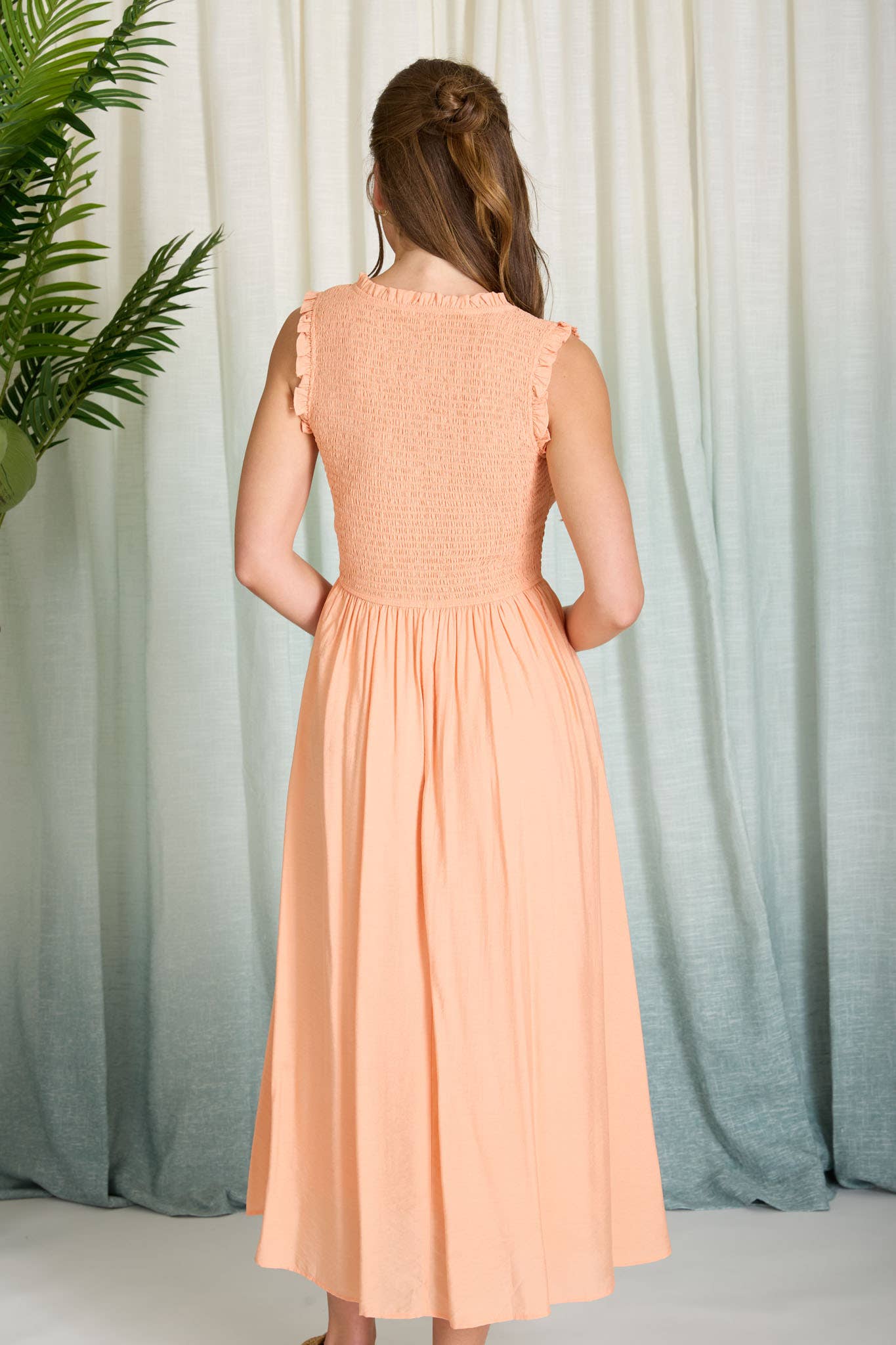 Sanka Sweetheart Midi Dress