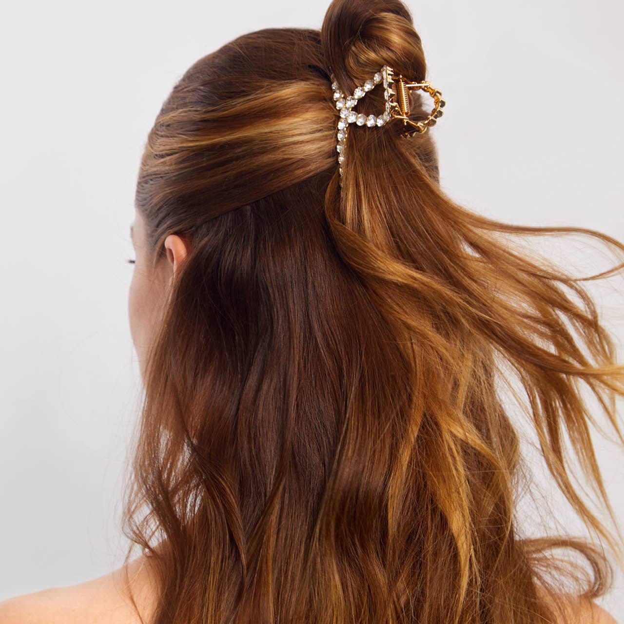 KITSCH Metal Rhinestone Loop Claw Clip 1pc- Gold