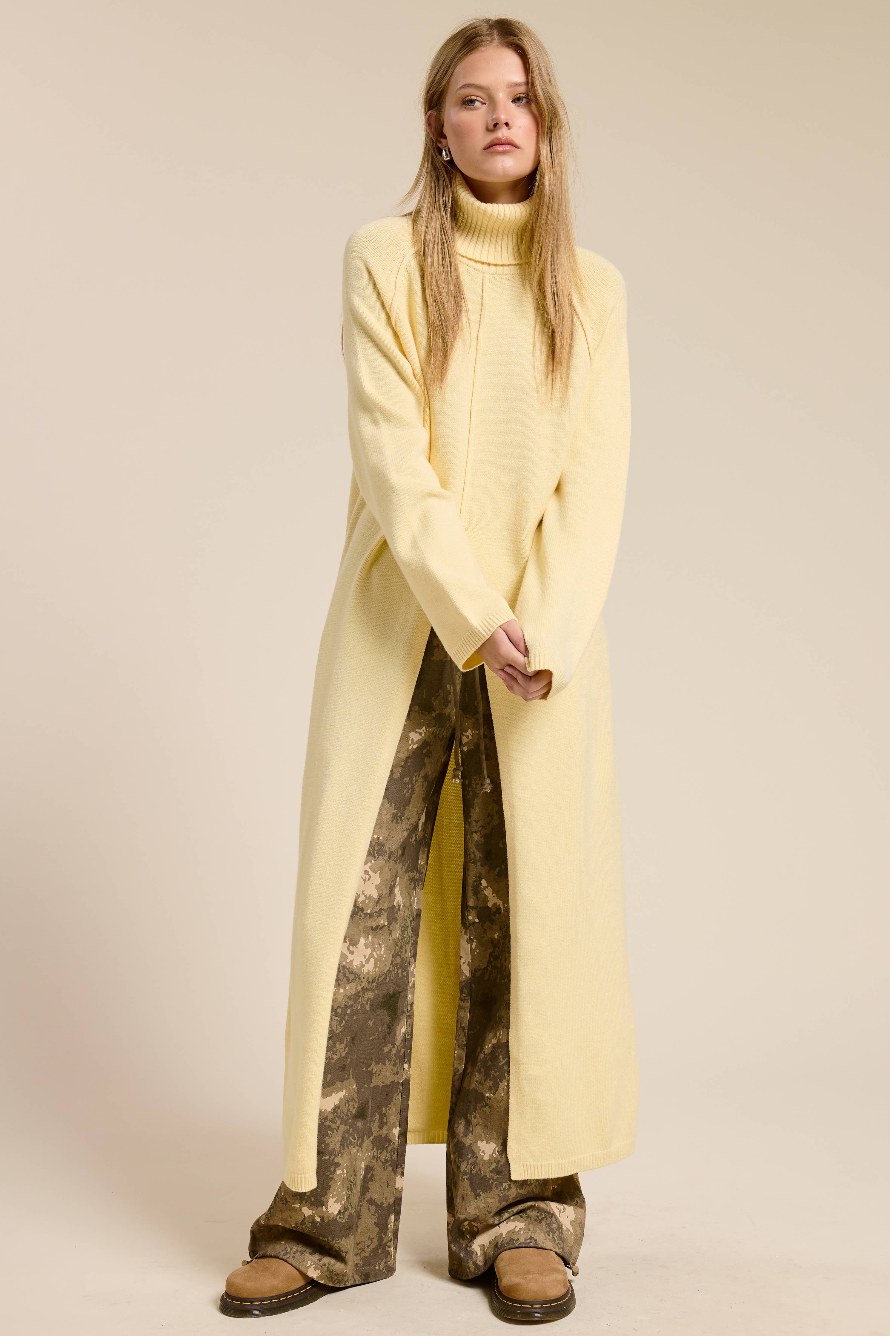 Vale Ribbed Turtleneck Tunic Sweater