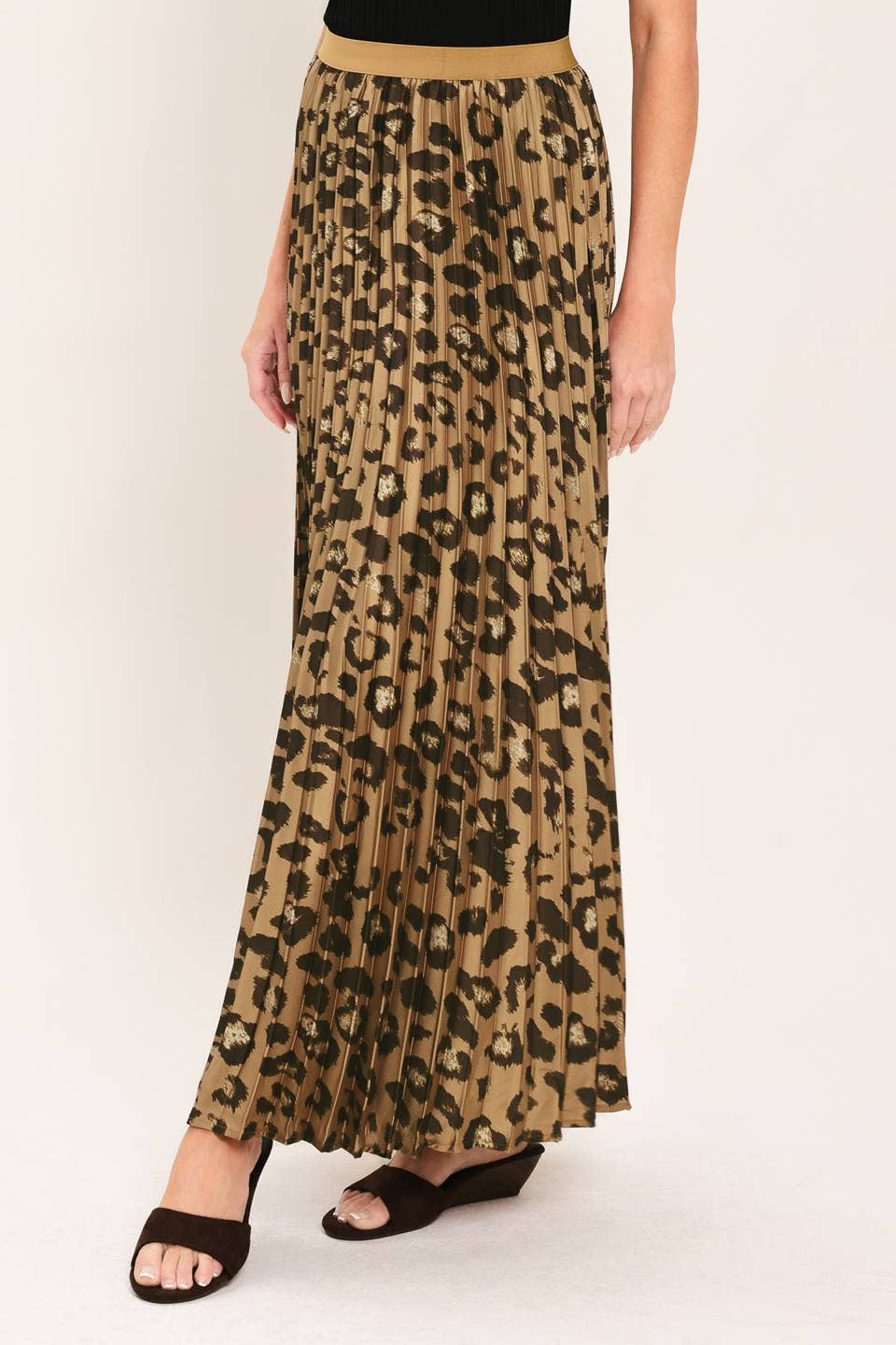 Scooter Pleated Midi Skirt PREORDER