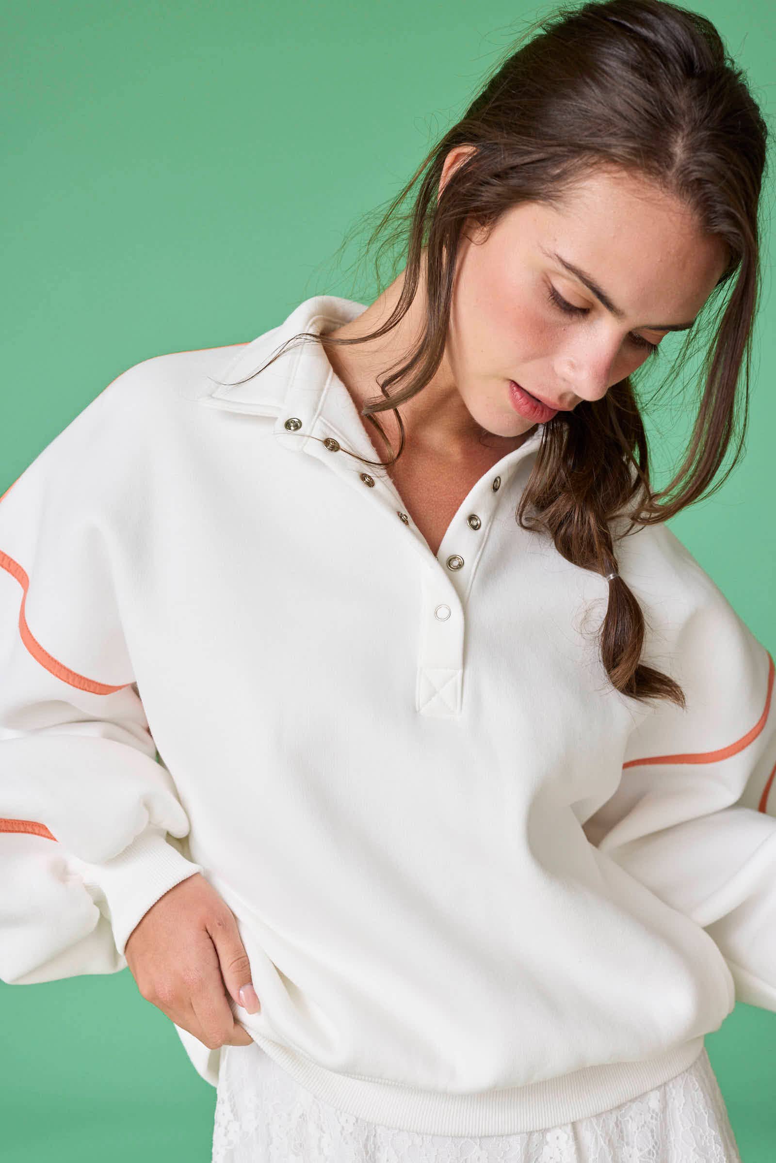 Alexa Contrast Piping Pullover