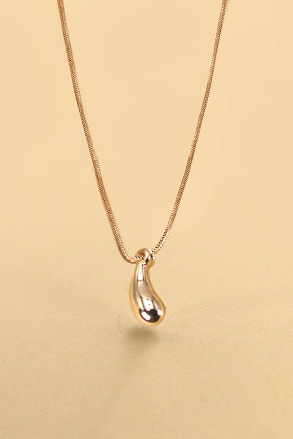 Jella Teardrop Necklace
