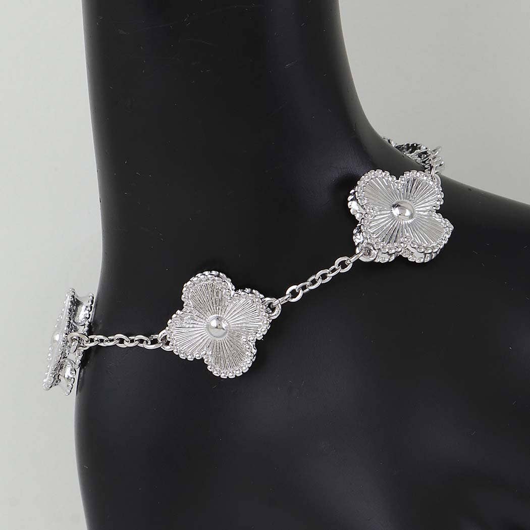 Vick Modern Cubic Zirconia Clover Charms Bracelet