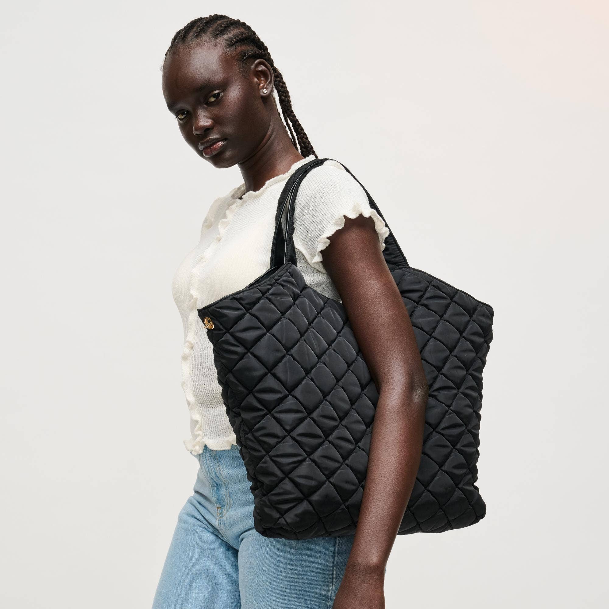 Remmi Tote PREORDER