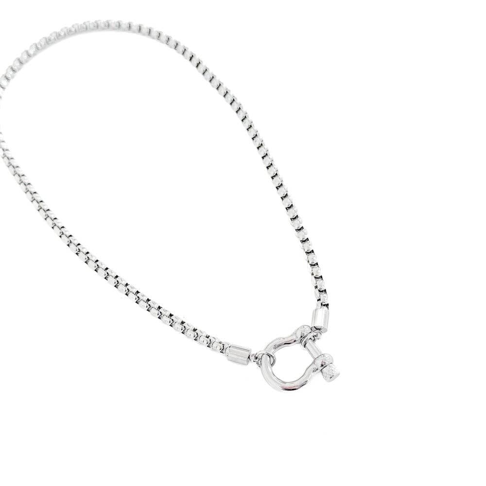 Lucky Me Horseshoe Toggle Necklace (2 Colors!)