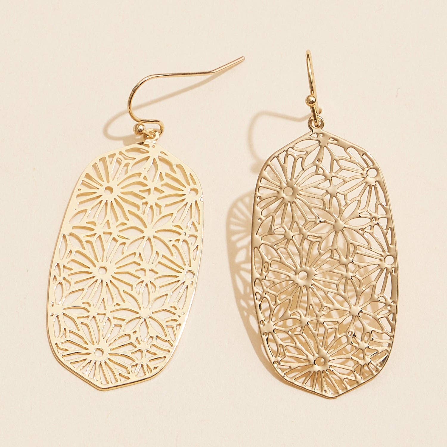 Lidia Geometric Filigree Earrings (2 Colors!)