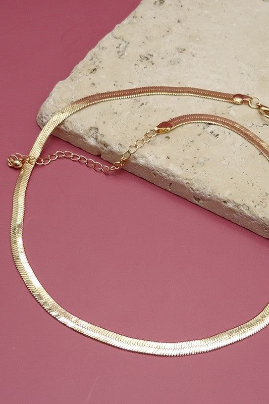Mae Herringbone Chain Necklace