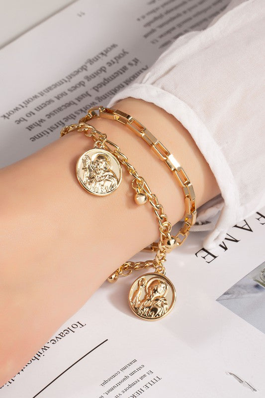 Gint Coin Bracelet