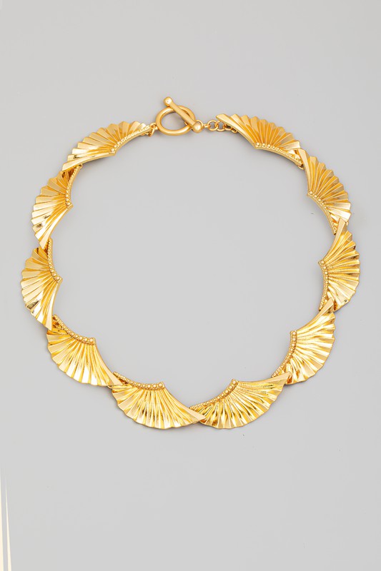 Bellamy Wing Shaped Chain Necklace
