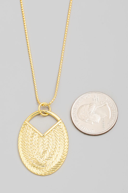Beth Textured Oval Disc Necklace