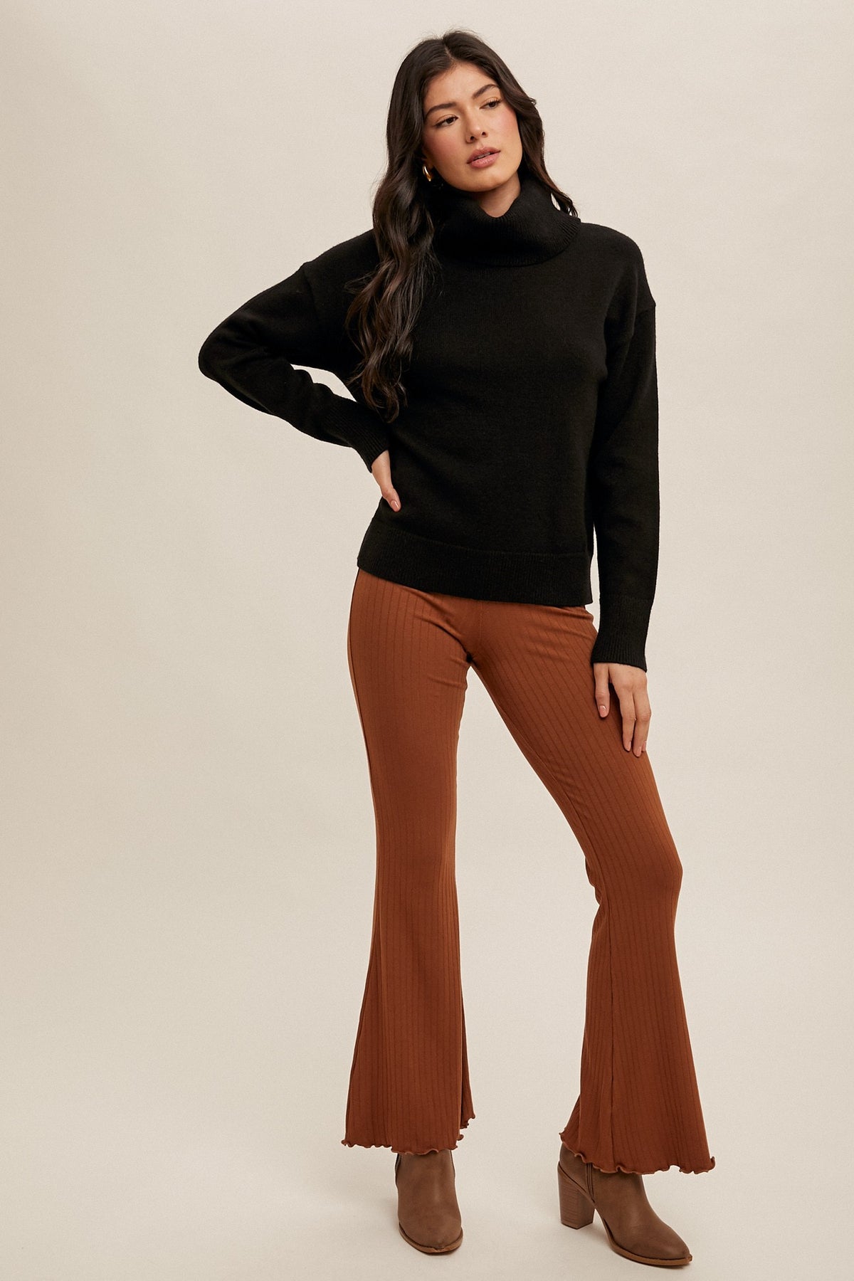 Elavie Turtleneck Sweater (2 Colors!)