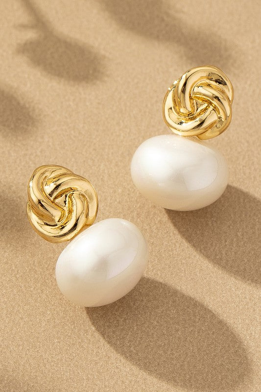 Ella Pearl Knot Earrings