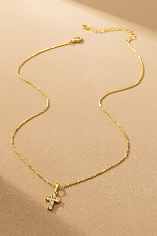 Hetter Cross Pendant Necklace