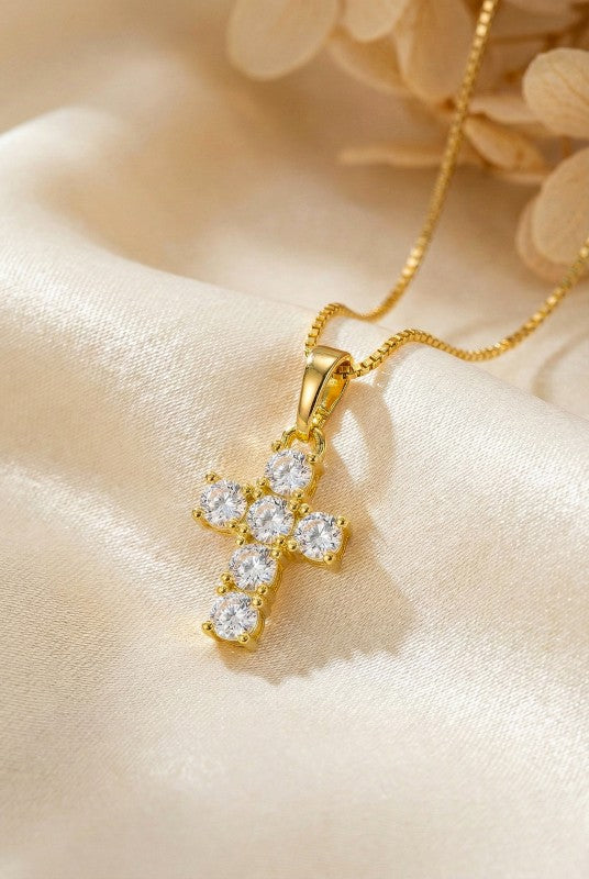 Hetter Cross Pendant Necklace