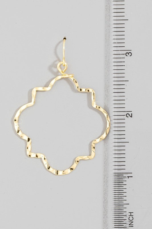 Jillian Wavy Hoop Earrings (2 Colors!)