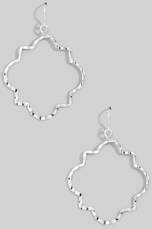 Jillian Wavy Hoop Earrings (2 Colors!)