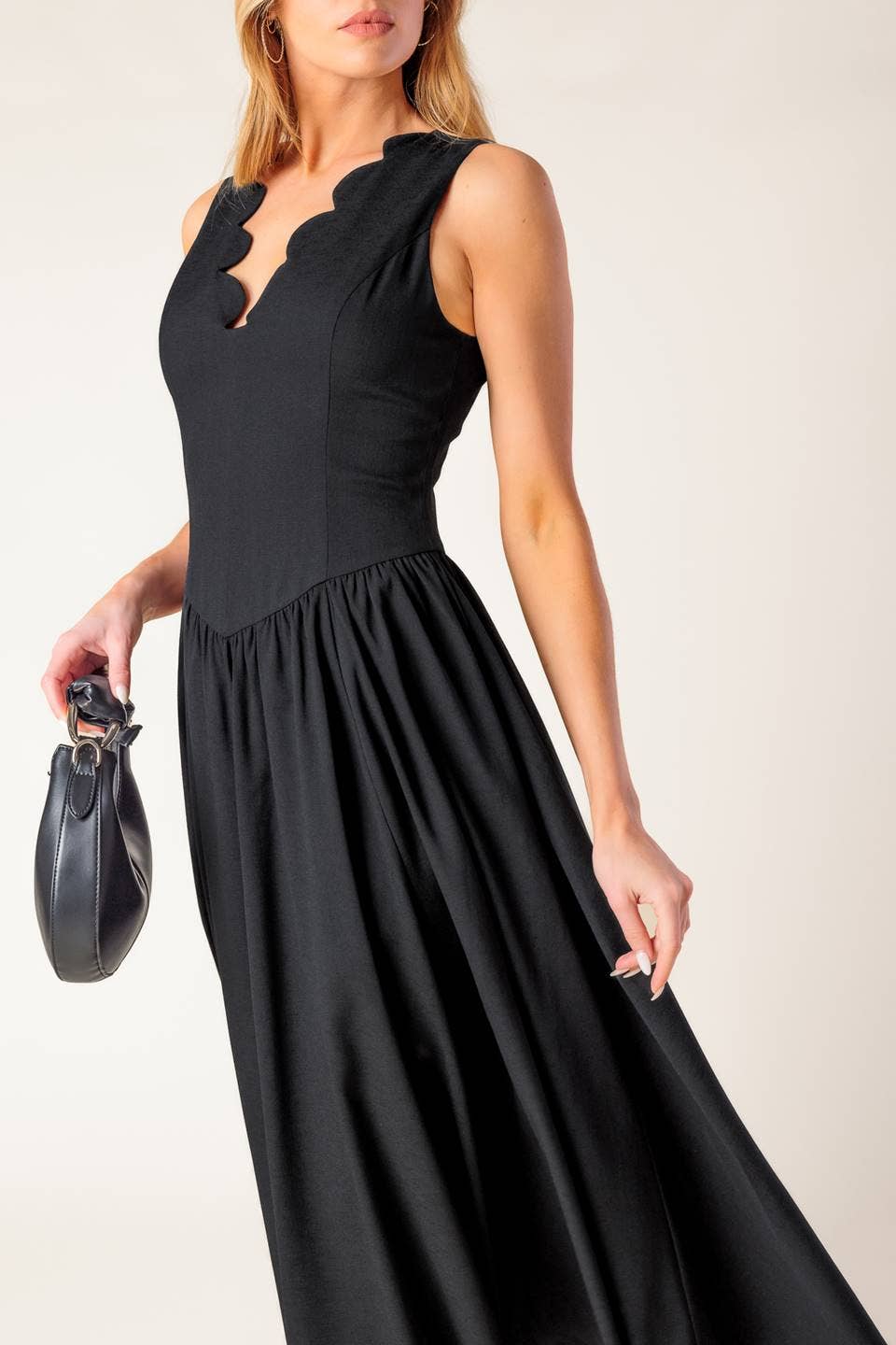 Sulley Scallop Dress