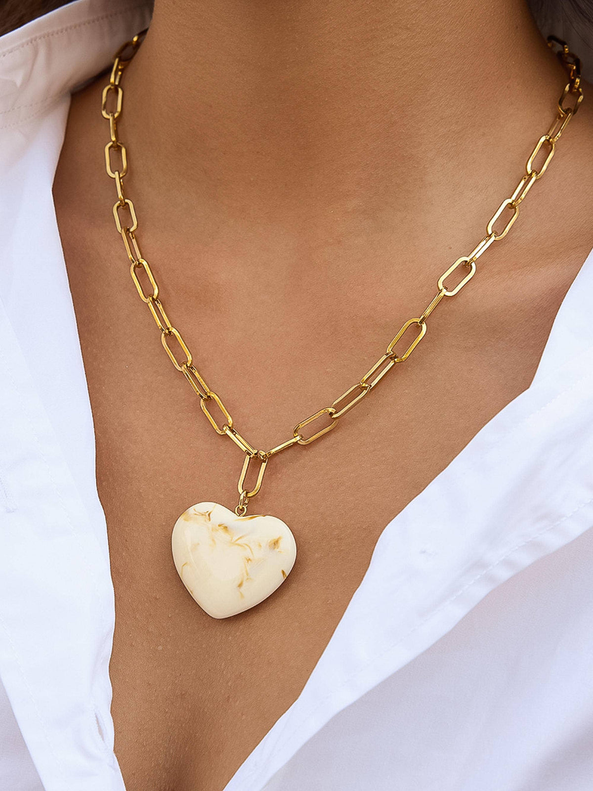 Flânerie by MAIQ Rouelle 18K Gold Non-Tarnish Heart Chain Necklace