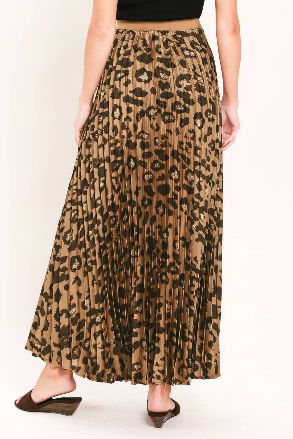 Scooter Pleated Midi Skirt PREORDER