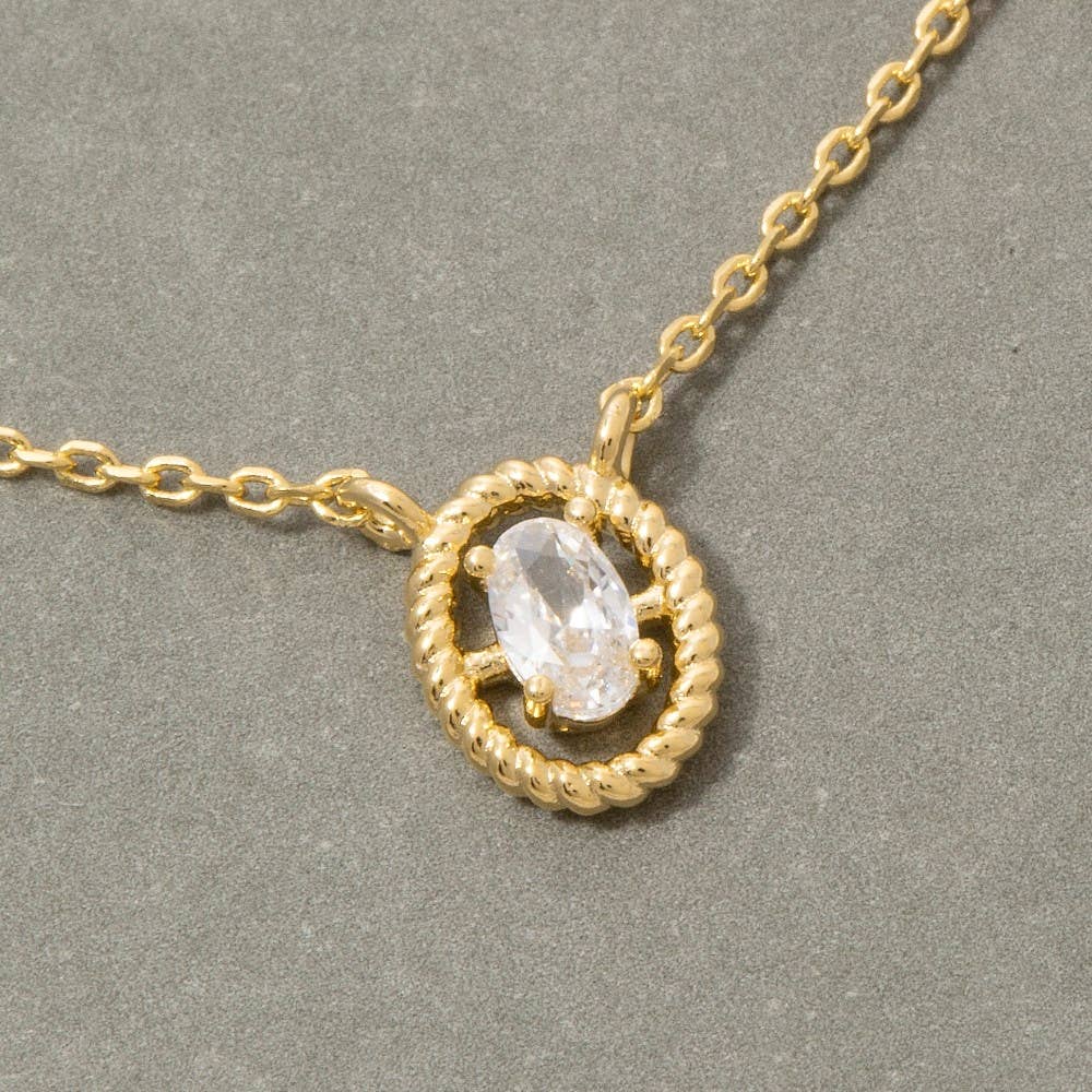 Roe Gold Oval Rope Bezel Pendant Necklace