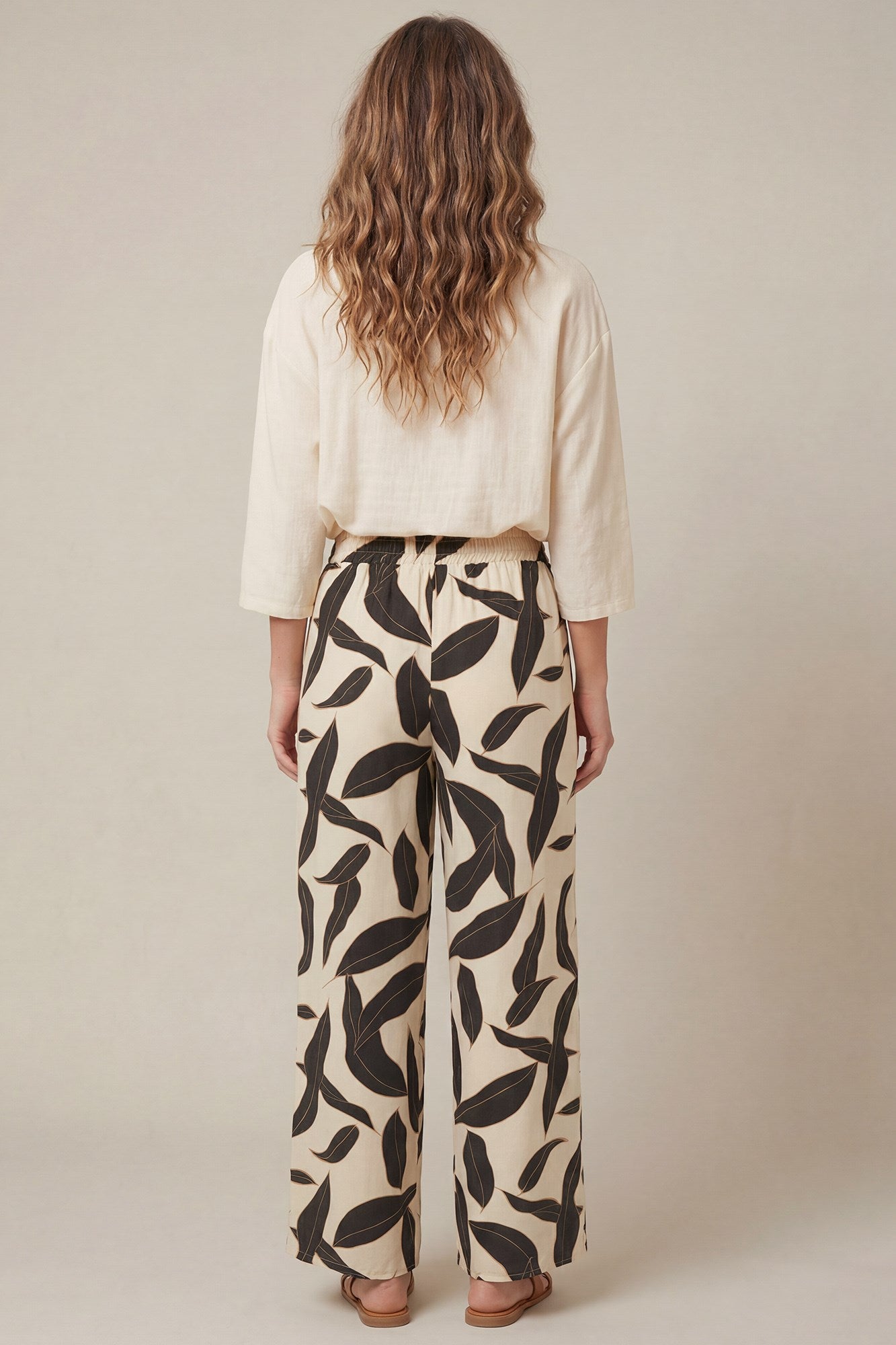 Styla Print Wide Leg Pants