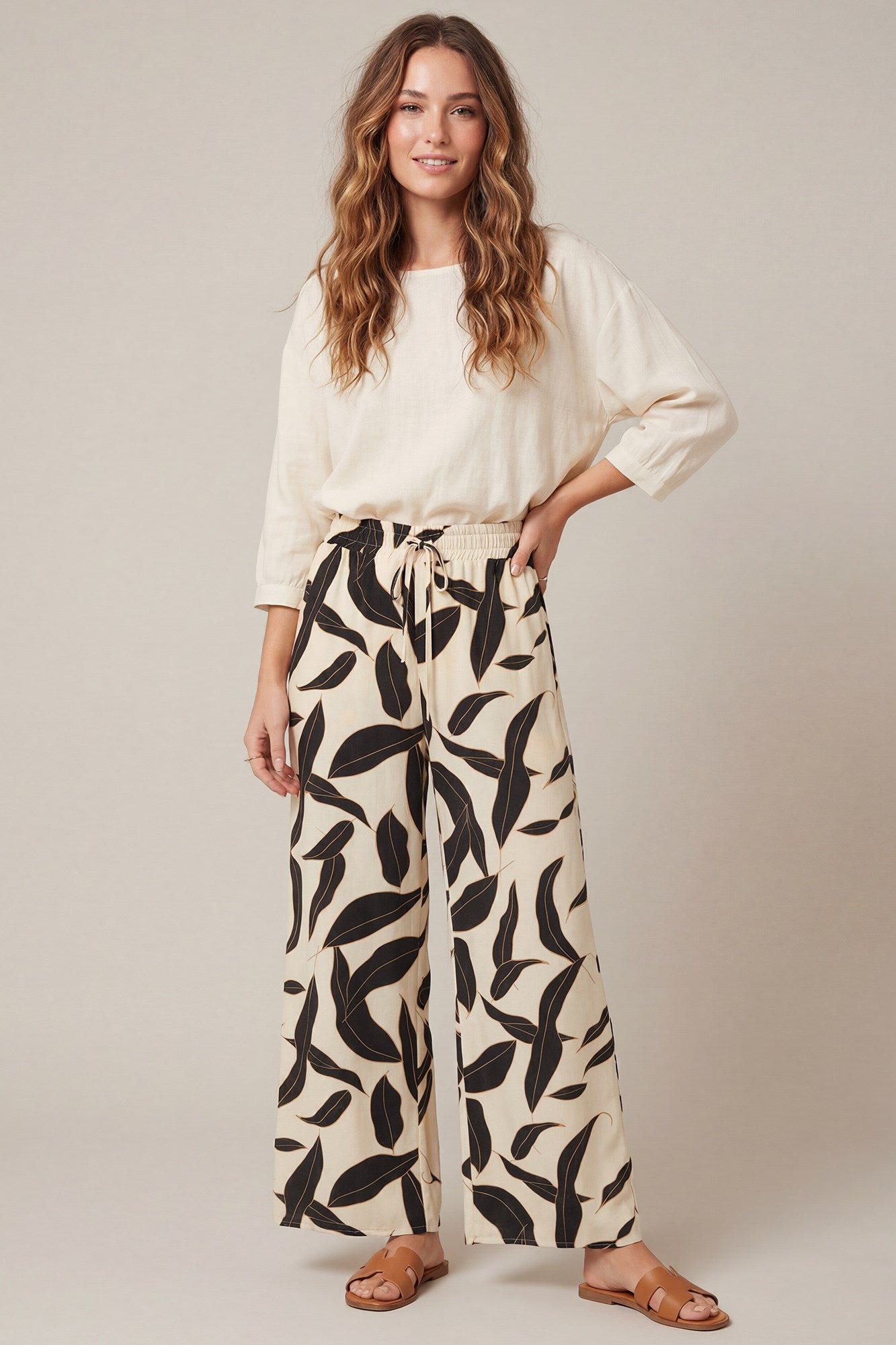 Styla Print Wide Leg Pants