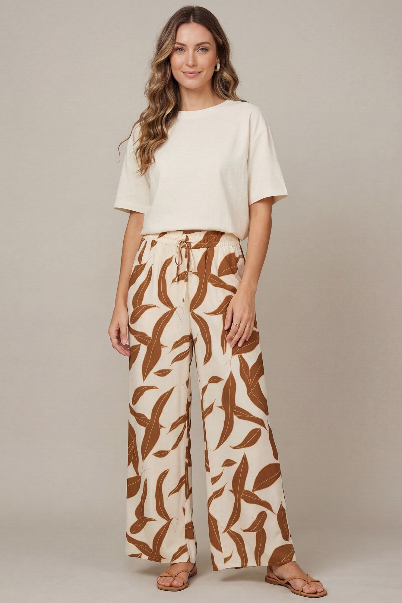 Styla Print Wide Leg Pants