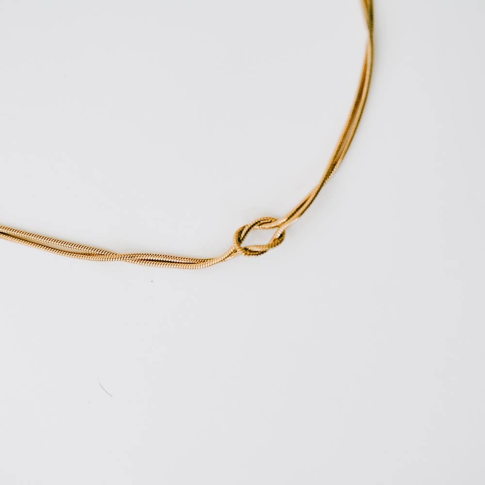 Sulli Tie The Knot Necklace