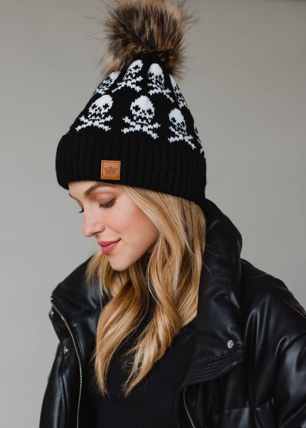 Wisler Black Skull Pattern Pom Hat