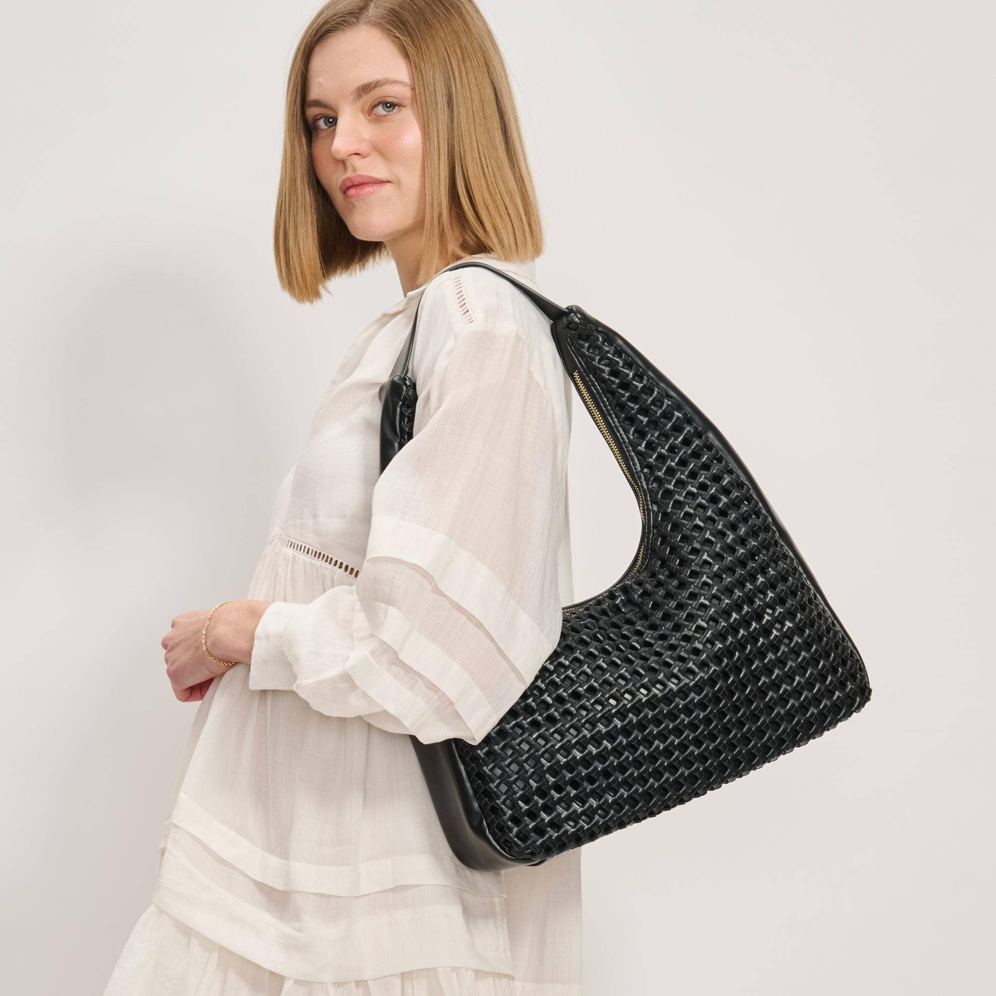 Renne Knot Woven Hobo