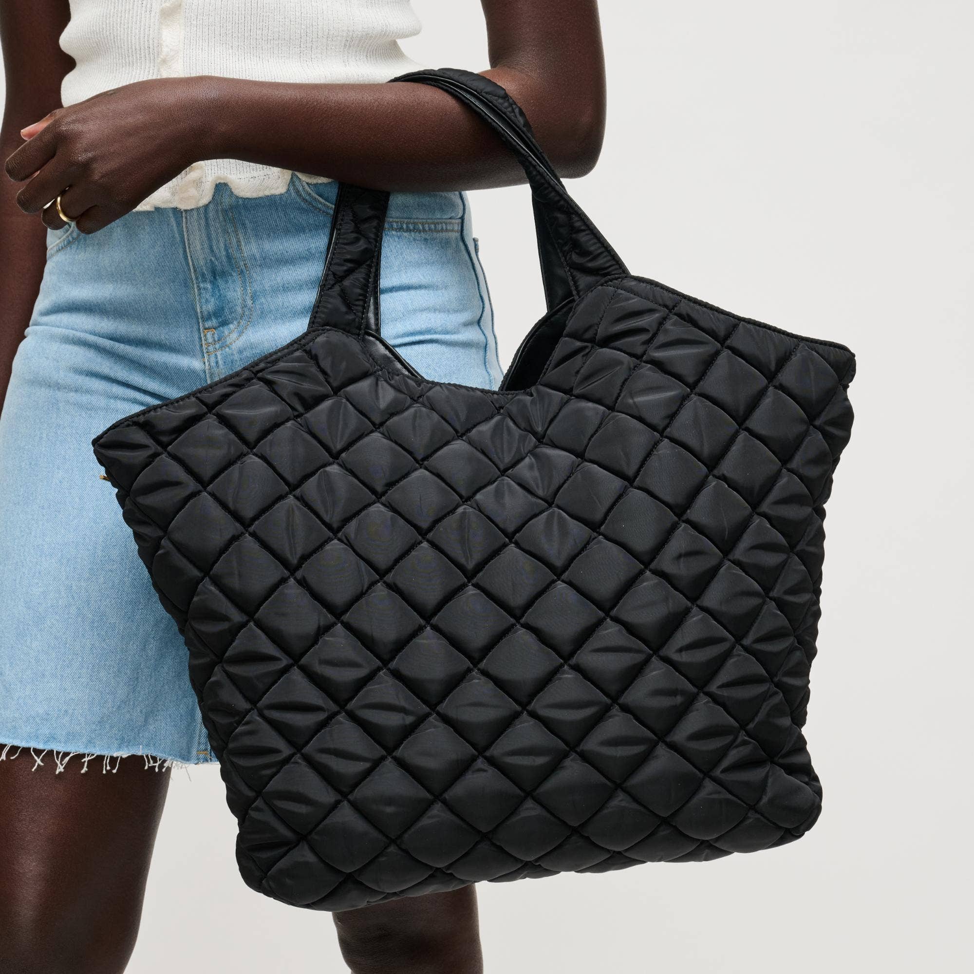 Remmi Tote PREORDER