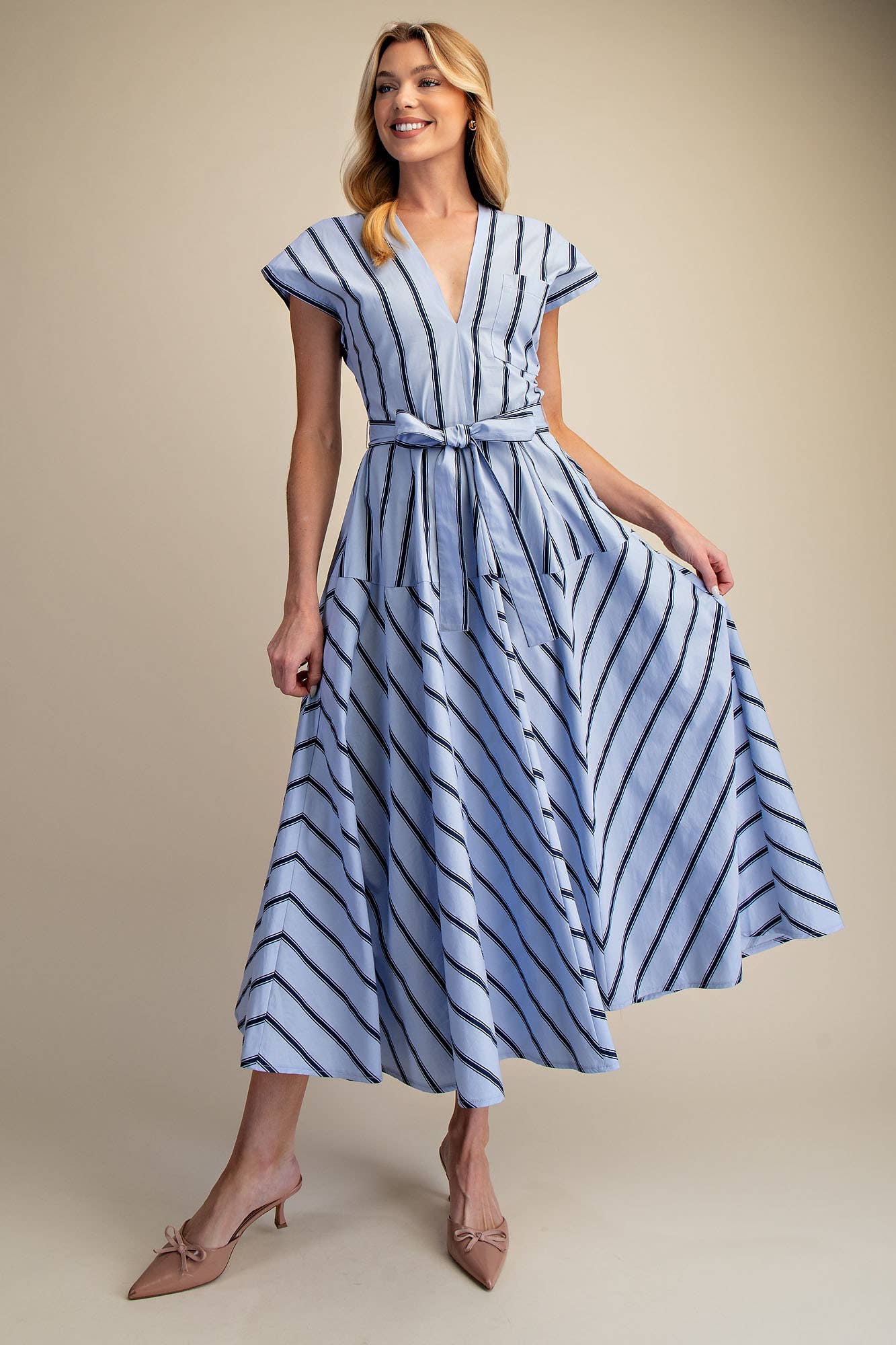 Mae V-Neck Drop Shoulder Waist Tie Midi Dress