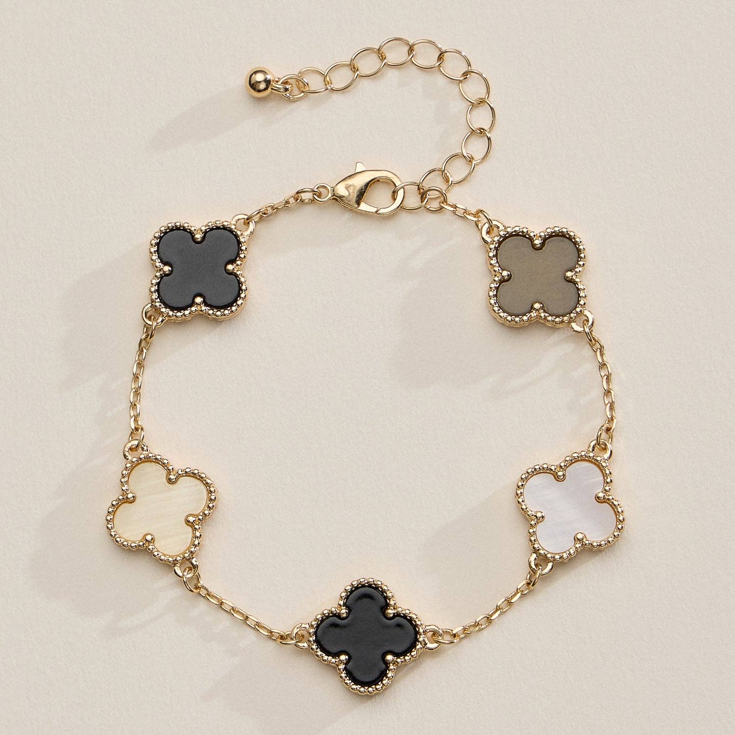 Gunner Multicolor Shell Charm Bracelet (6 Colors!)