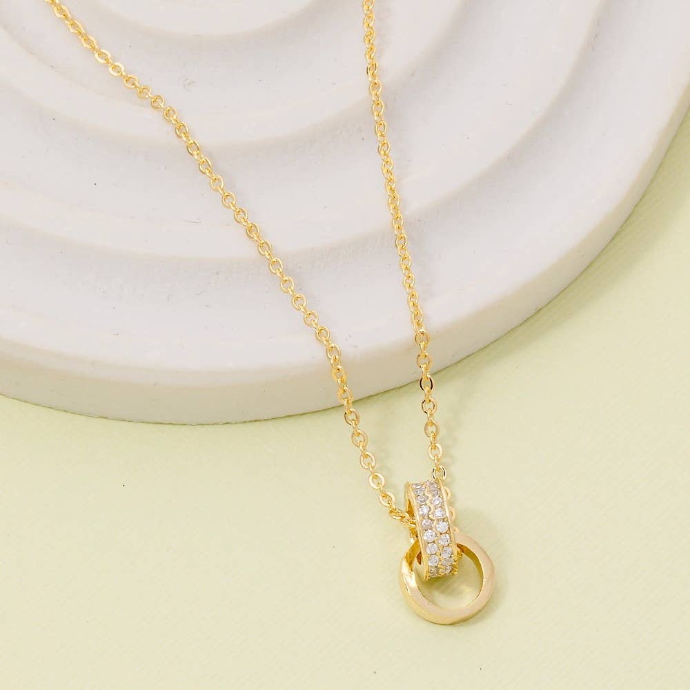 Arbo Double Ring Link Pendant Necklace