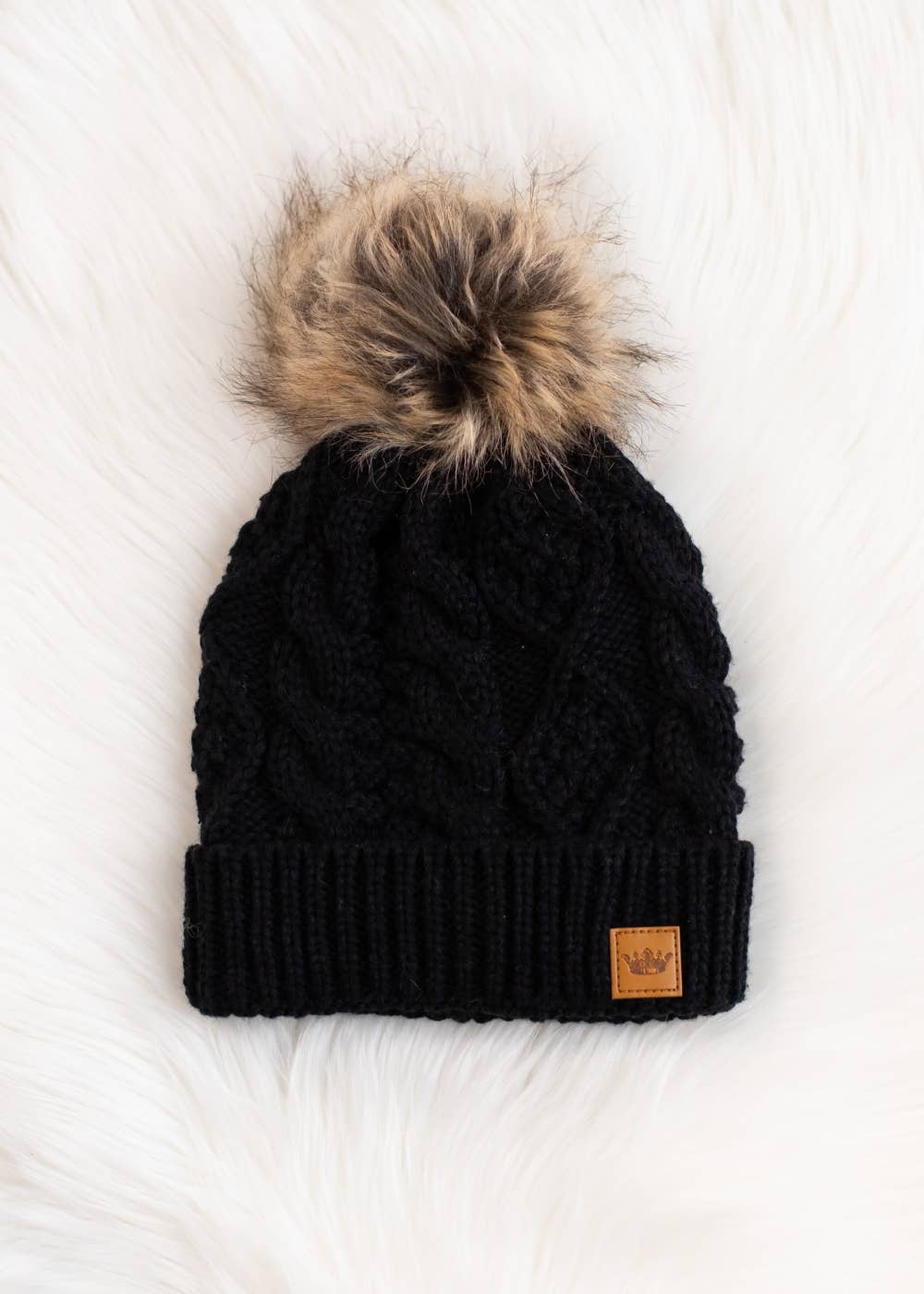 Wonda Black Cable Knit w/ Natural Pom Hat
