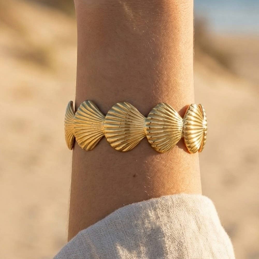 Asinda Ridged Clam Sea Shell Cuff Bracelet PREORDER